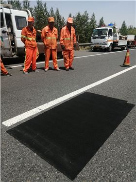網裂貼-內蒙古高路公司巴彥淖爾分公司，G6高速-20210512-001
